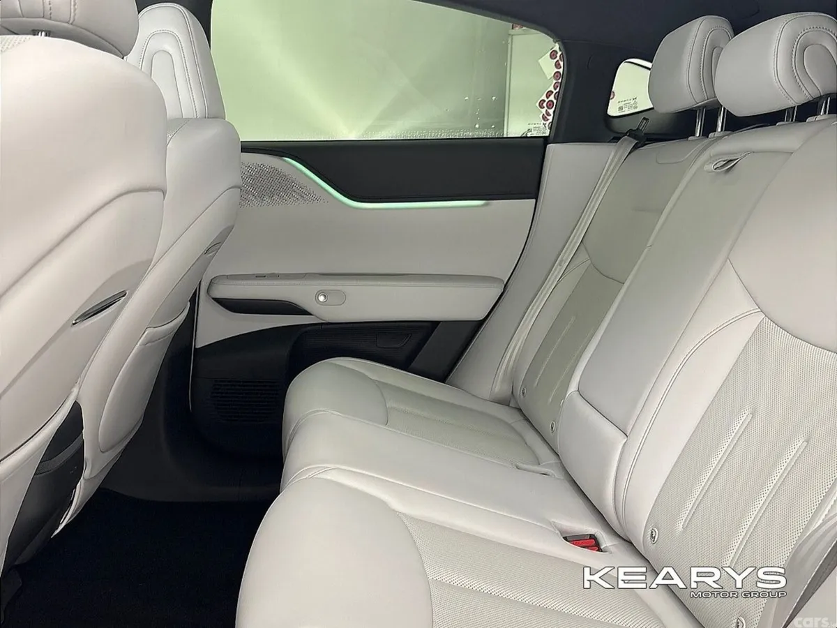 XPeng G6 SUV, Electric, 2026, Silver