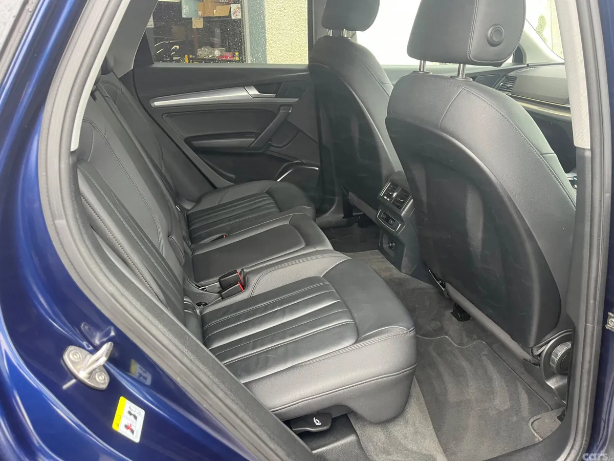 Audi Q5 SUV, Petrol Plug-in Hybrid, 2023, Blue