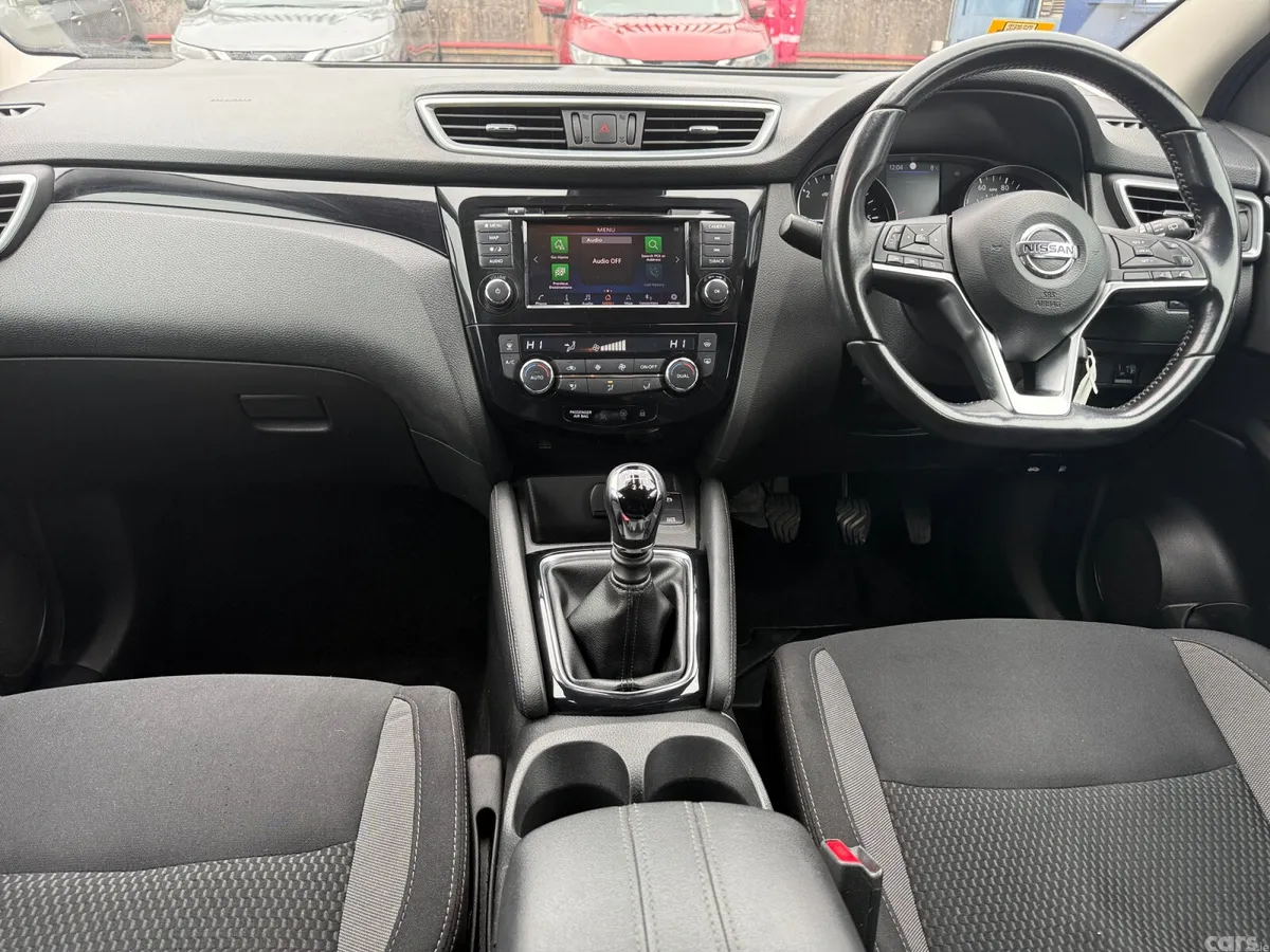 Nissan Qashqai SUV, Diesel, 2019, Black