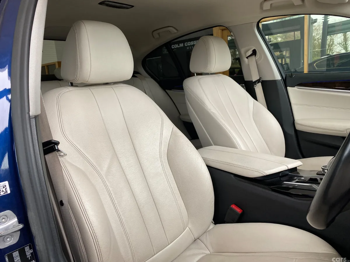 BMW 5-Series Saloon, Diesel, 2019, Blue