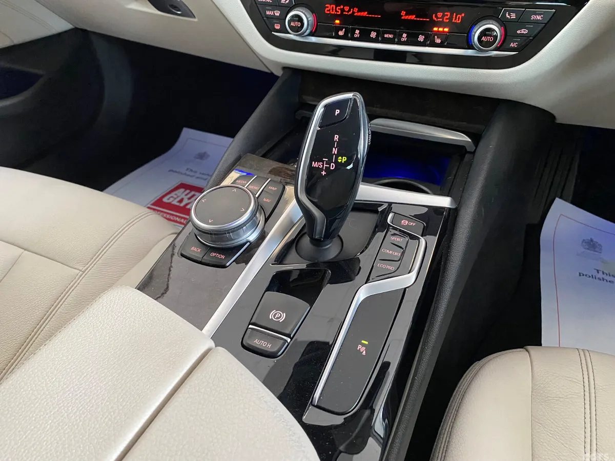 BMW 5-Series Saloon, Diesel, 2019, Blue
