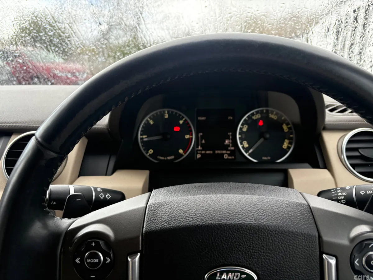 Land Rover Discovery SUV, Diesel, 2014, Silver