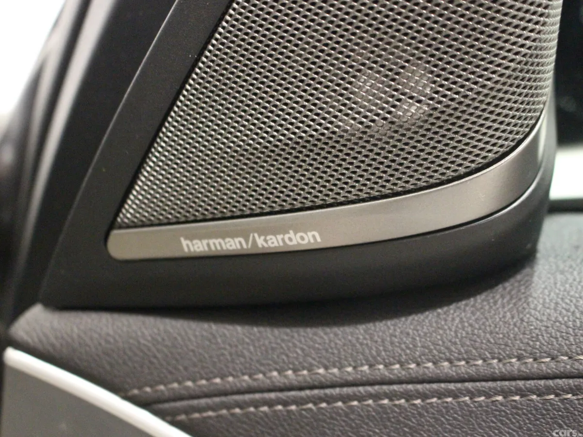 BMW 5-Series Saloon, Petrol Plug-in Hybrid, 2022, Black
