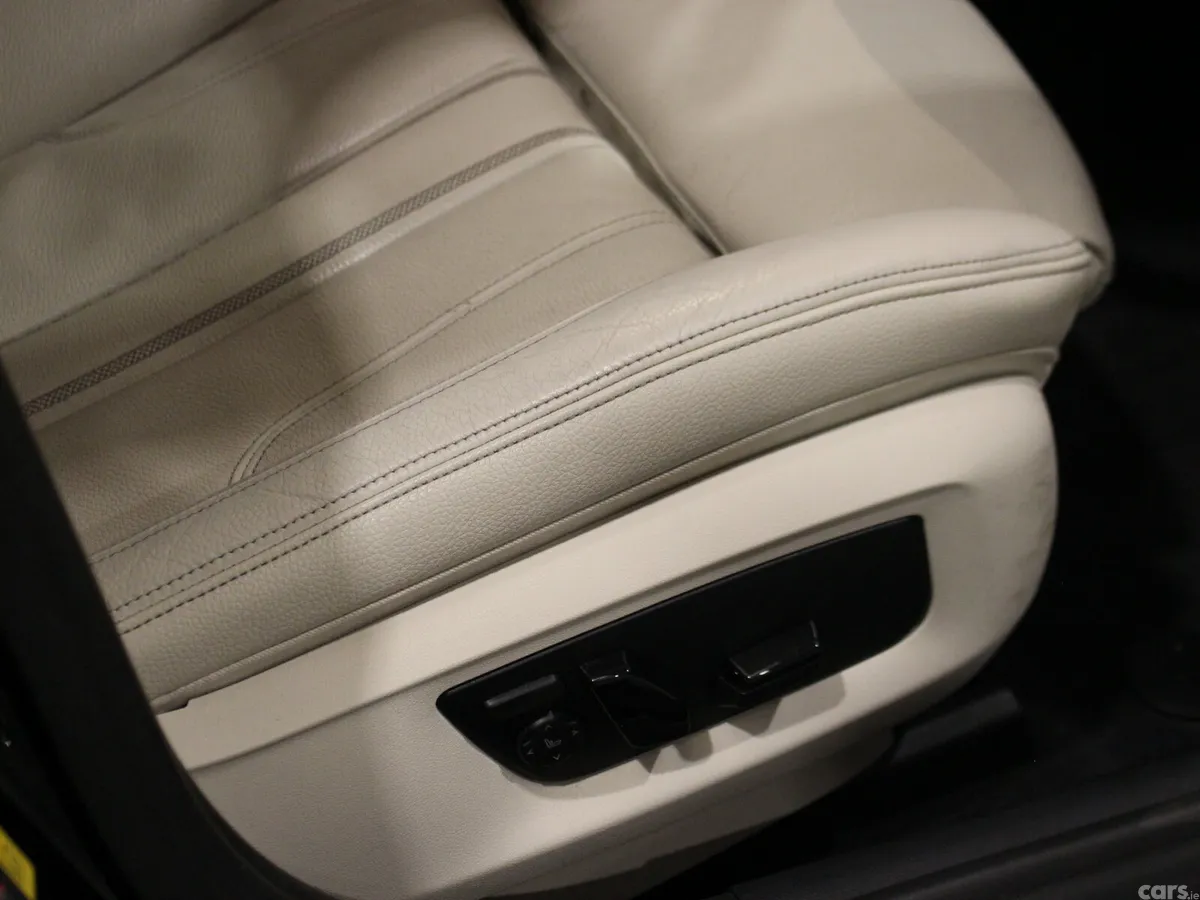 BMW 5-Series Saloon, Petrol Plug-in Hybrid, 2022, Black