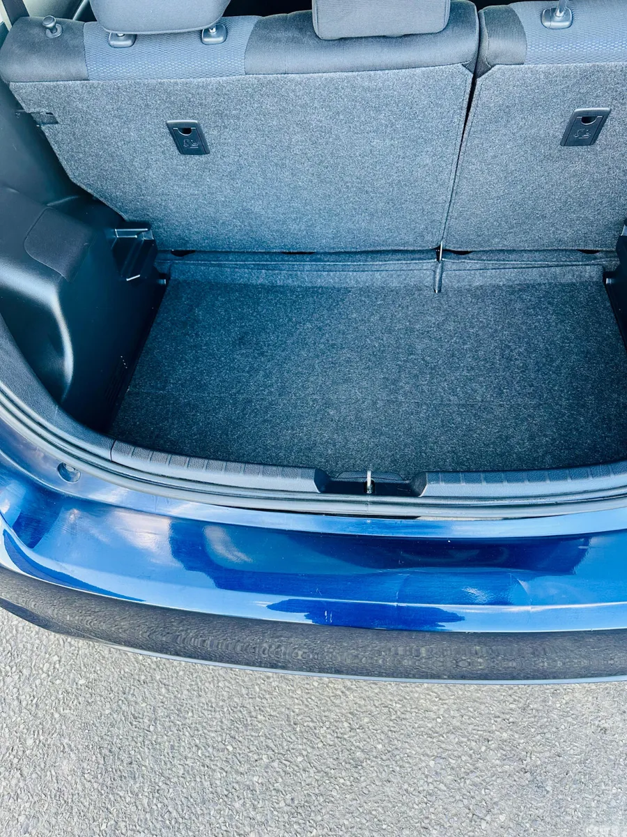 Toyota Vitz Hatchback, Petrol Hybrid, 2018, Blue