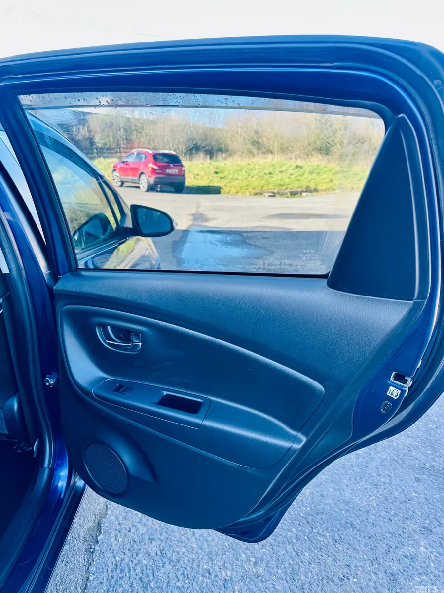 Toyota Vitz Hatchback, Petrol Hybrid, 2018, Blue