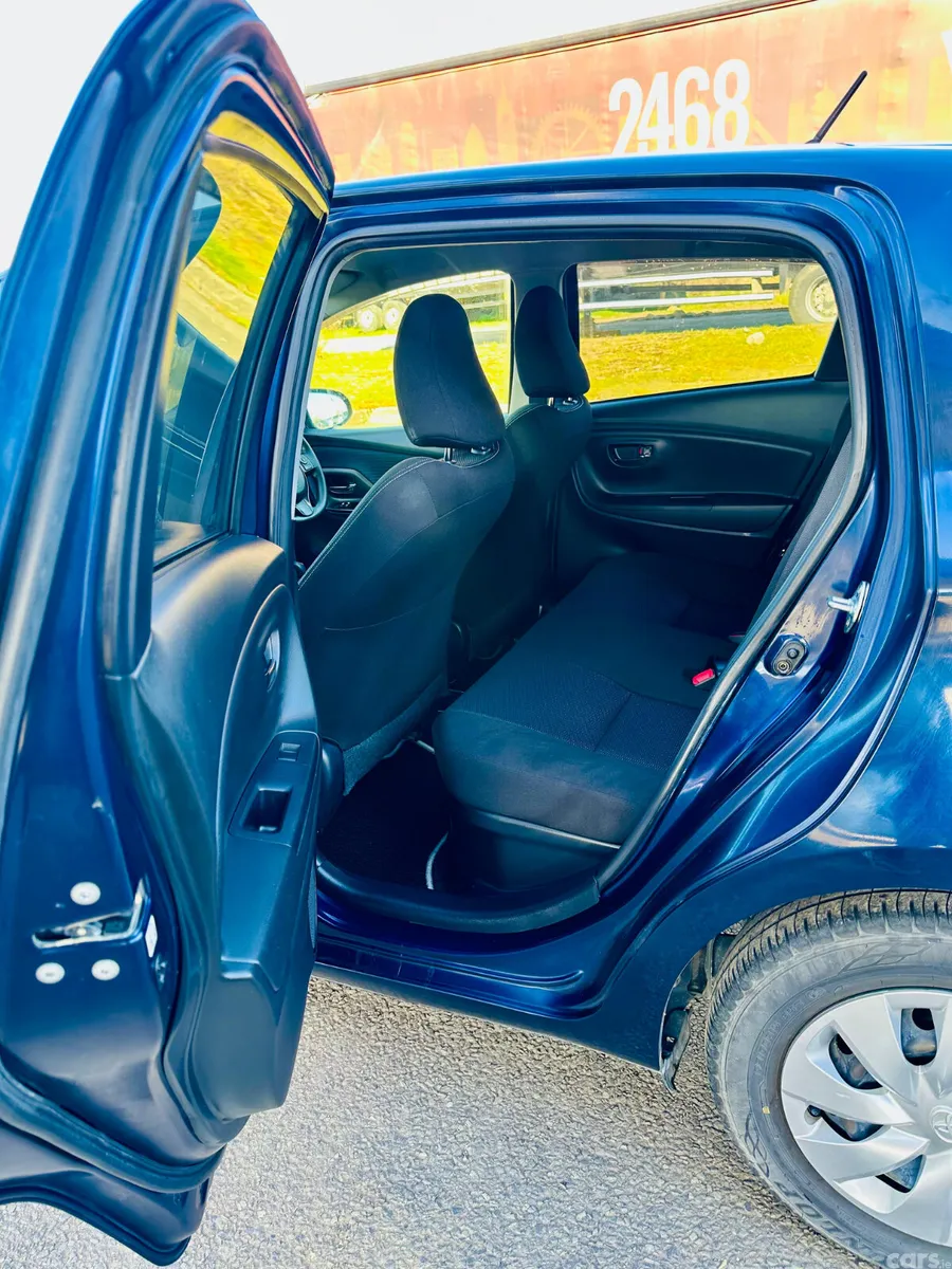 Toyota Vitz Hatchback, Petrol Hybrid, 2018, Blue