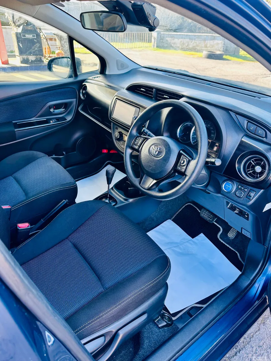 Toyota Vitz Hatchback, Petrol Hybrid, 2018, Blue