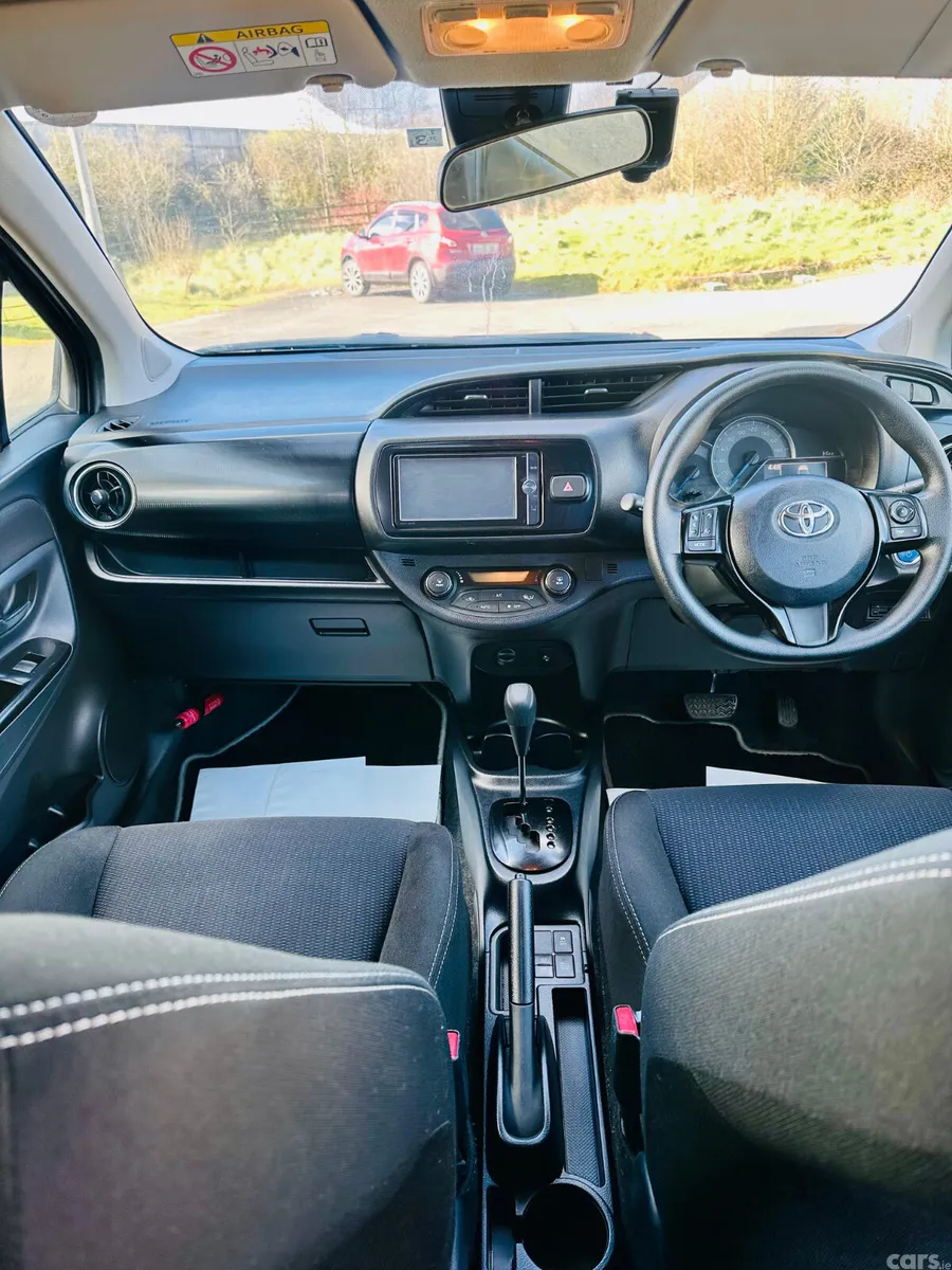 Toyota Vitz Hatchback, Petrol Hybrid, 2018, Blue