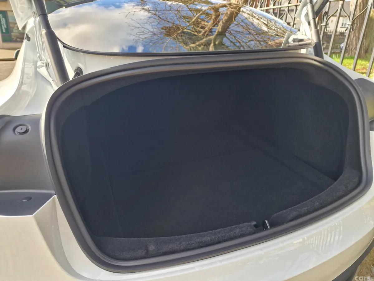Tesla Model 3 Saloon, Electric, 2024, White