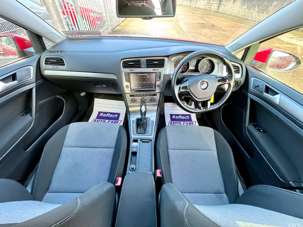 Volkswagen Golf Hatchback, Petrol, 2016, Red