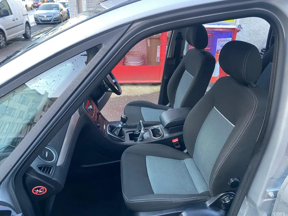 Ford Galaxy MPV, Diesel, 2013, Silver