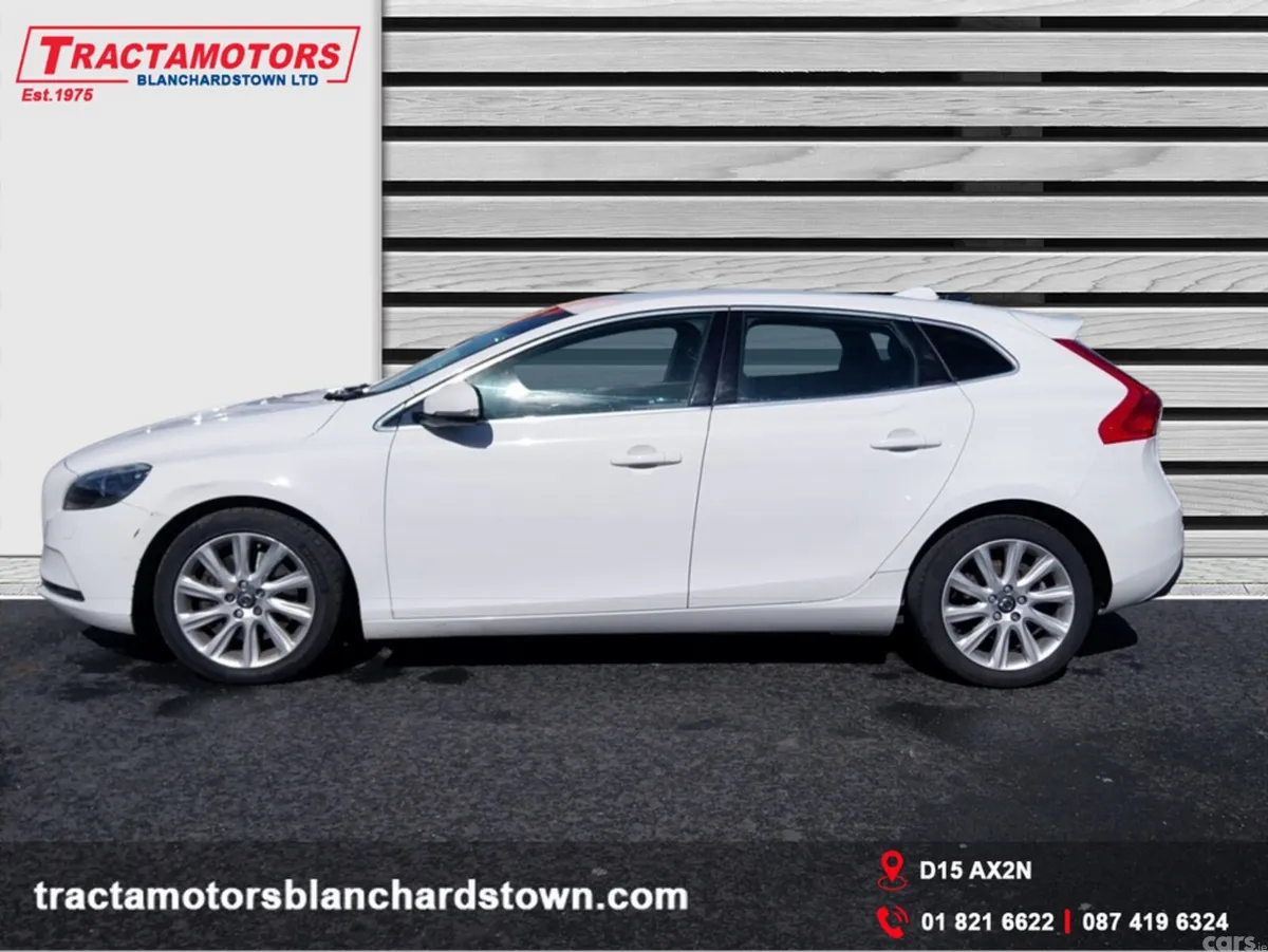 Volvo V40 Hatchback, Diesel, 2014, White