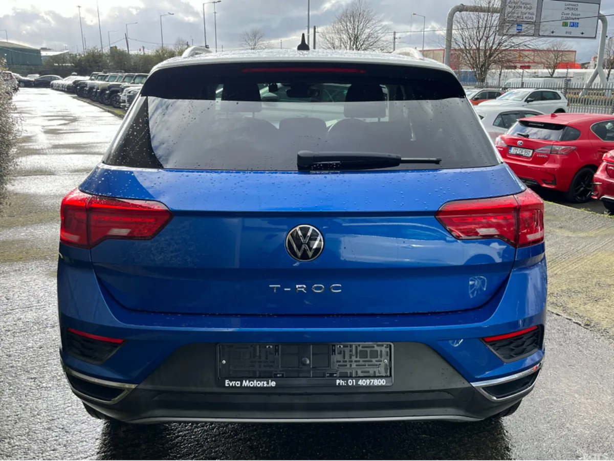 Volkswagen T-Roc SUV, Diesel, 2021, Blue