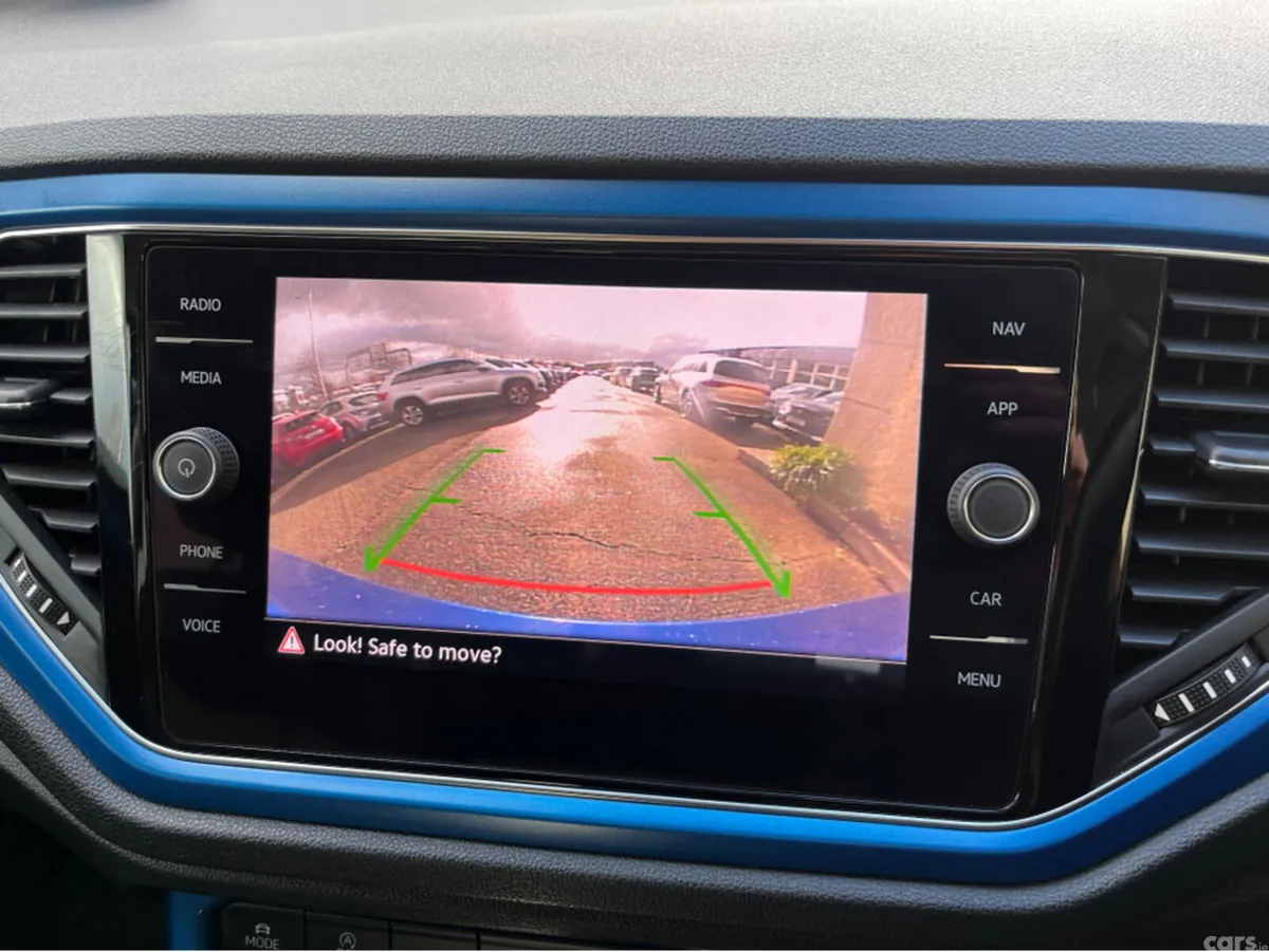 Volkswagen T-Roc SUV, Diesel, 2021, Blue
