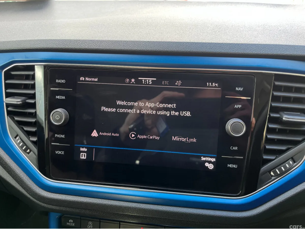 Volkswagen T-Roc SUV, Diesel, 2021, Blue