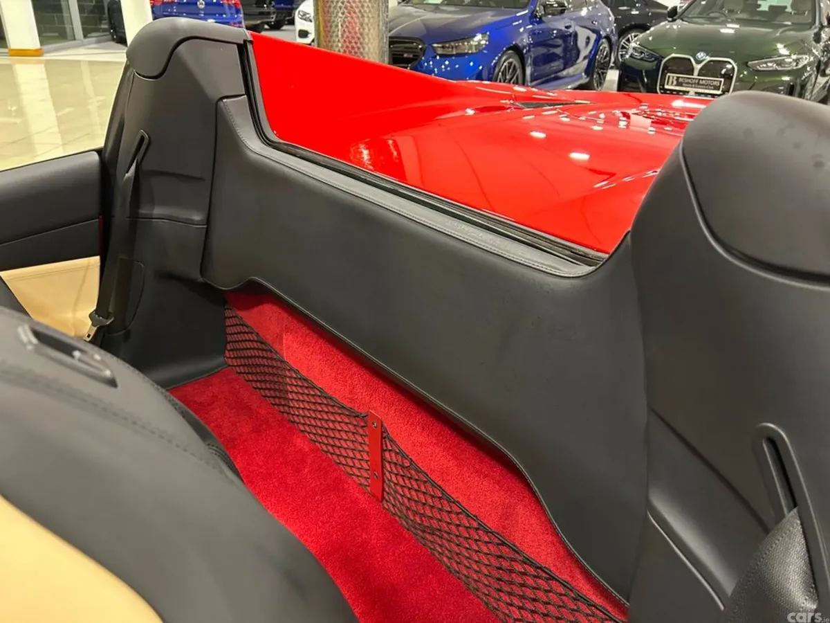 Ferrari 488 Convertible, Petrol, 2017, Red