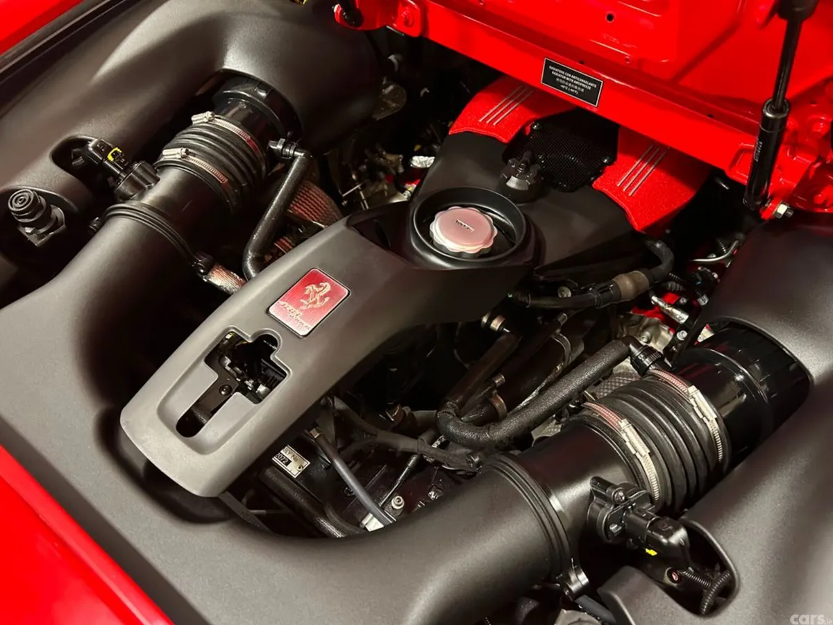 Ferrari 488 Convertible, Petrol, 2017, Red