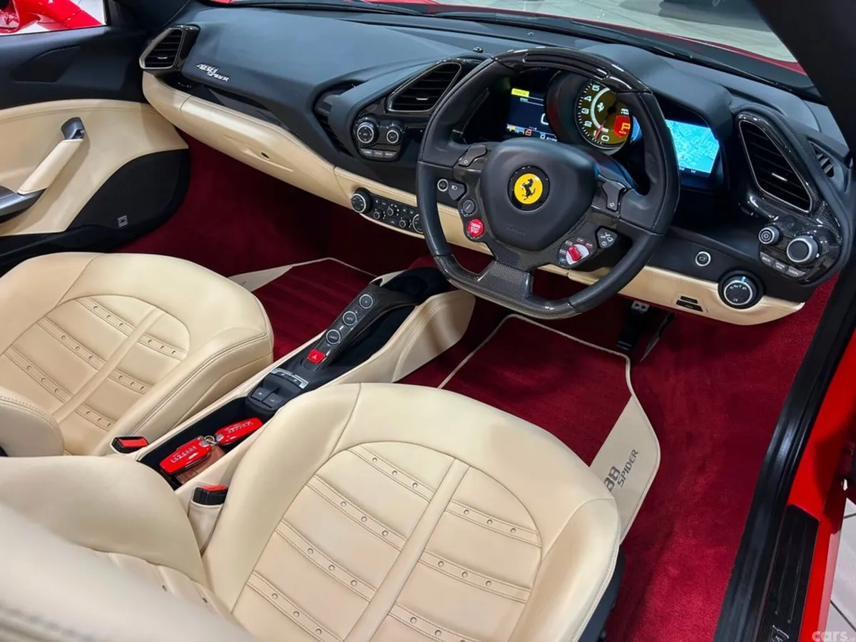 Ferrari 488 Convertible, Petrol, 2017, Red