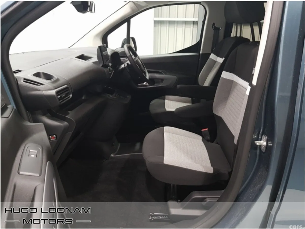 Citroen Berlingo Multispace MPV, Diesel, 2026, Blue