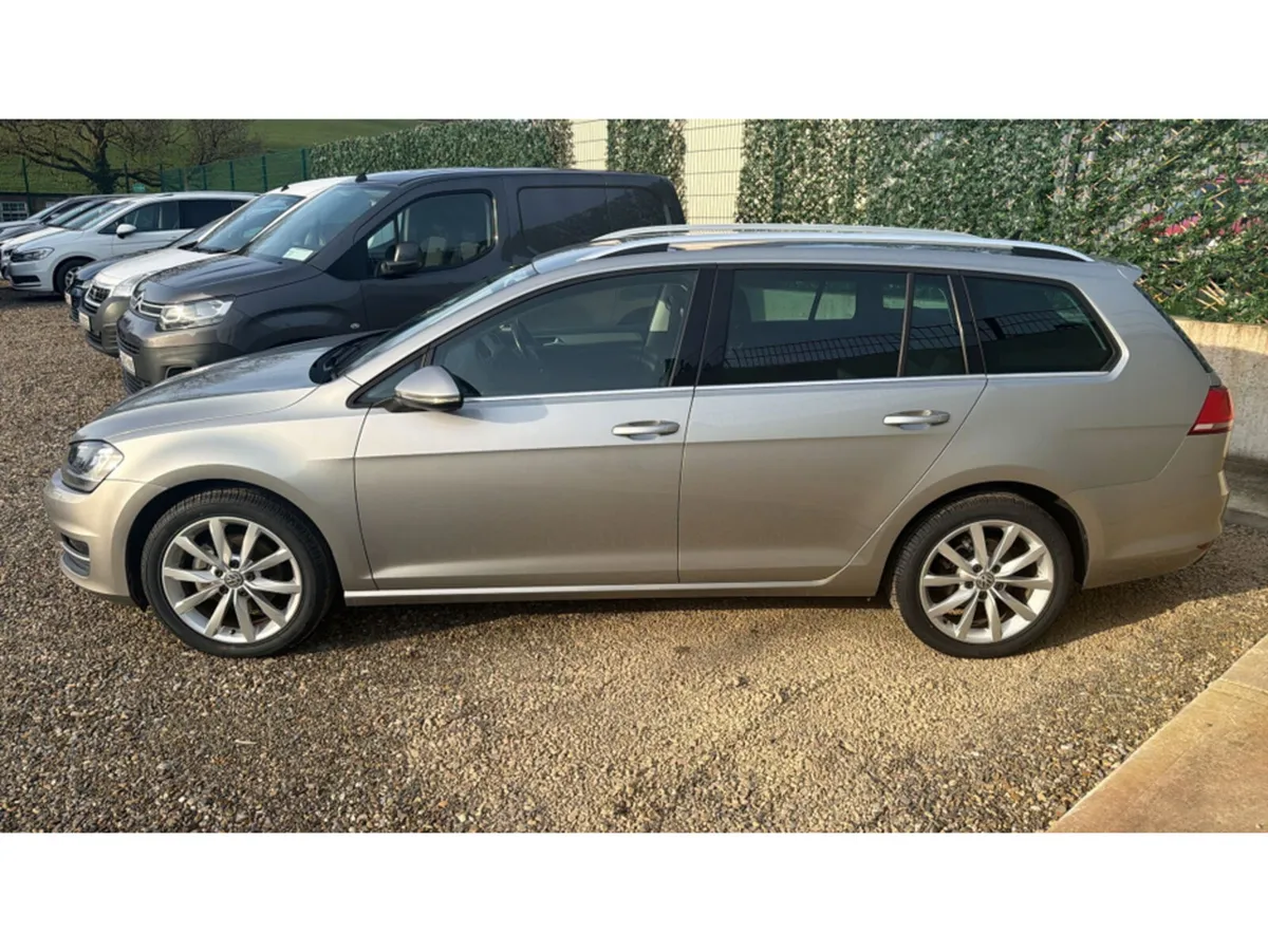 Volkswagen Golf Estate, Petrol, 2017, Silver