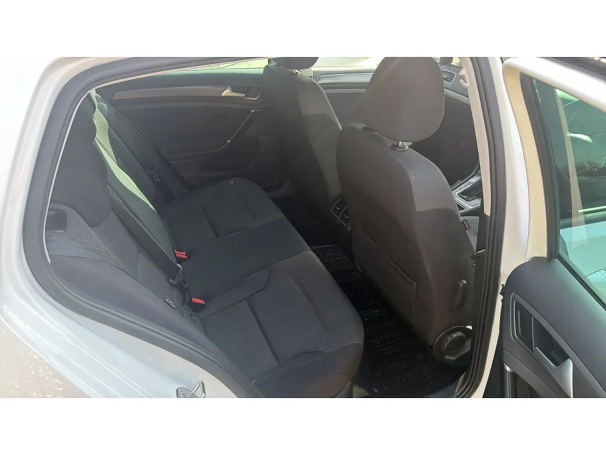 Volkswagen Golf Hatchback, Diesel, 2019, White