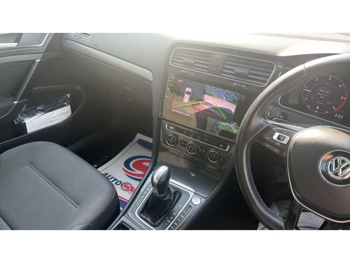 Volkswagen Golf Hatchback, Diesel, 2019, White