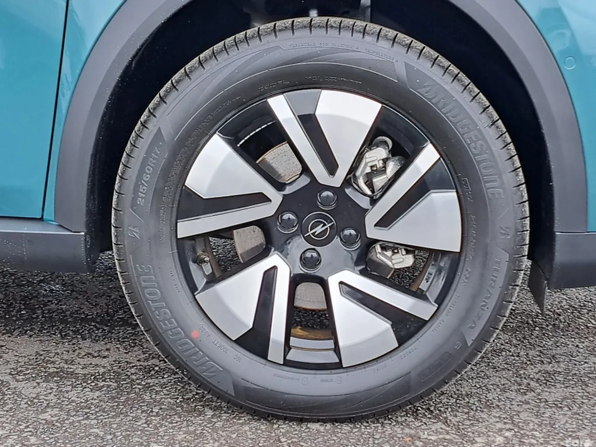Opel Frontera SUV, Petrol Hybrid, 2026, Green