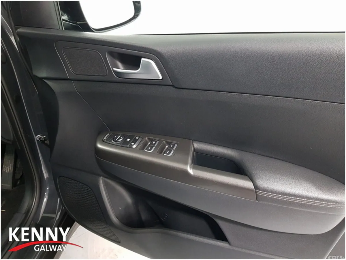 Kia Sportage MPV, Diesel, 2019, Grey