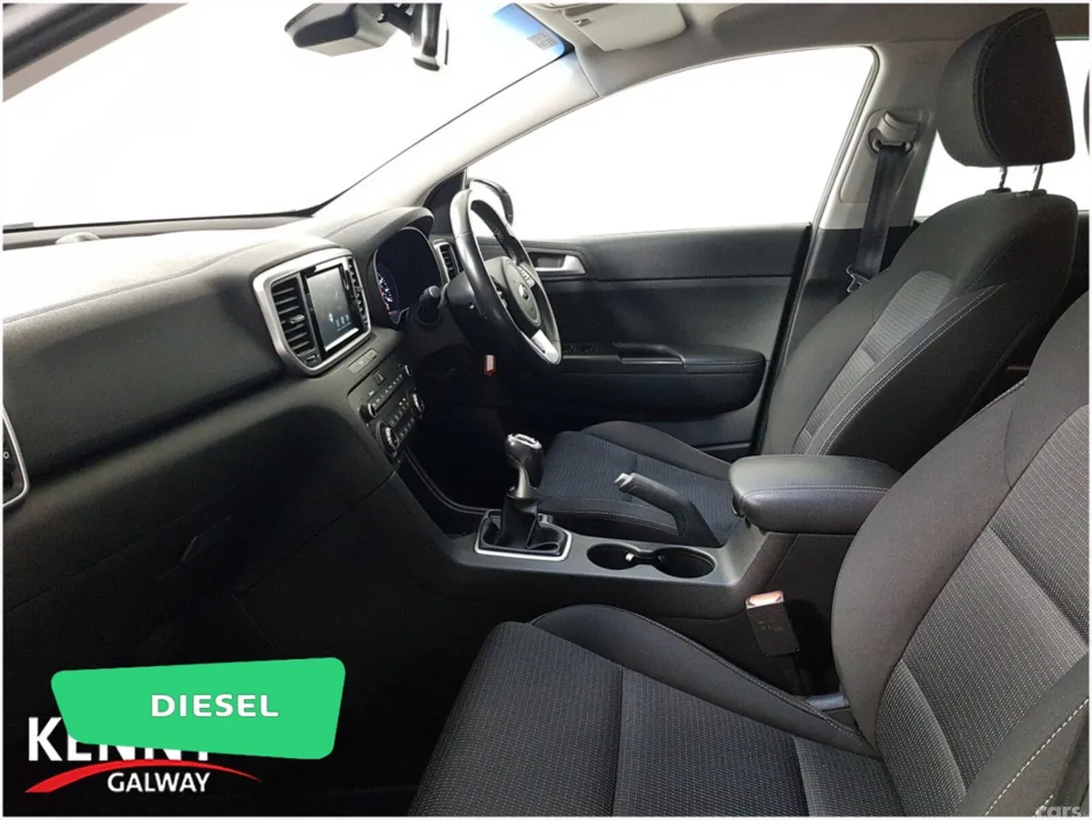 Kia Sportage MPV, Diesel, 2019, Grey