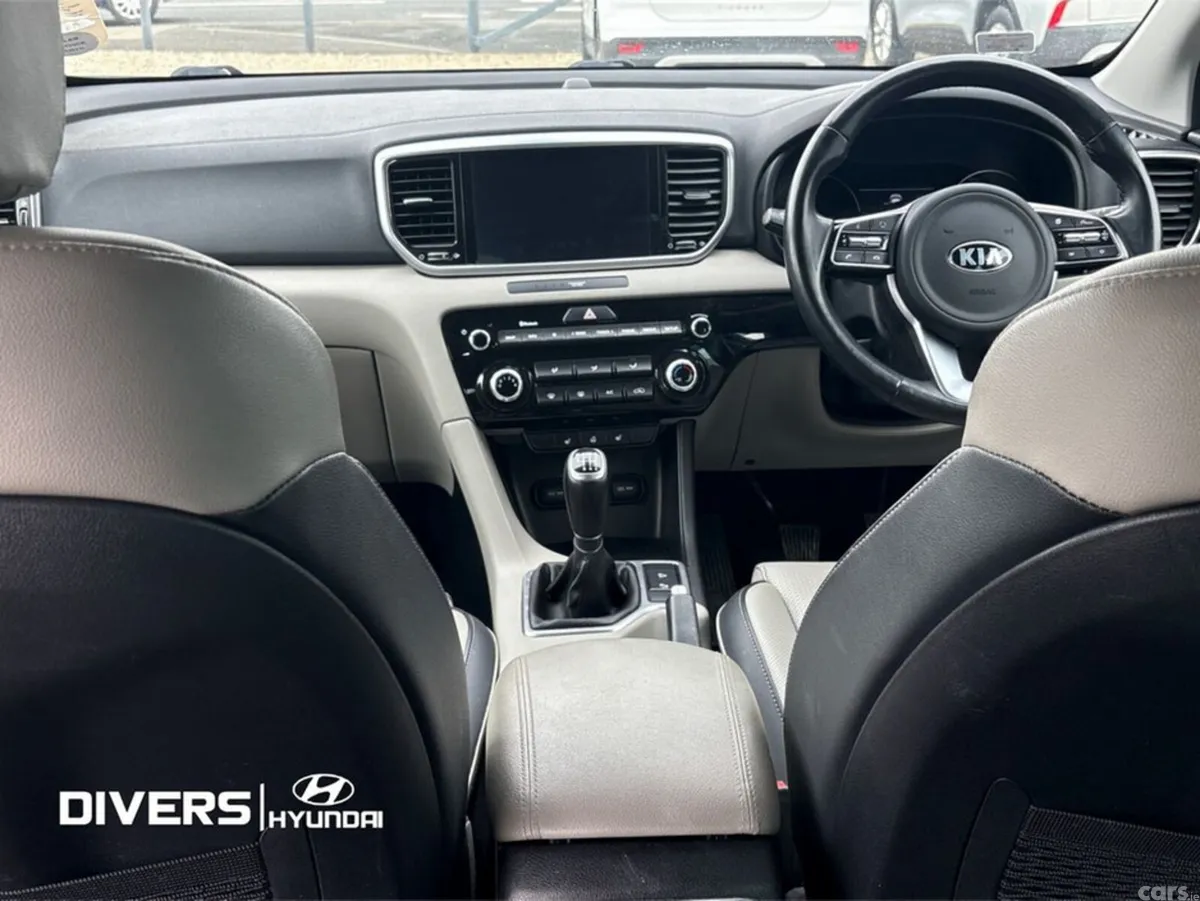 Kia Sportage MPV, Diesel Hybrid, 2021, Grey