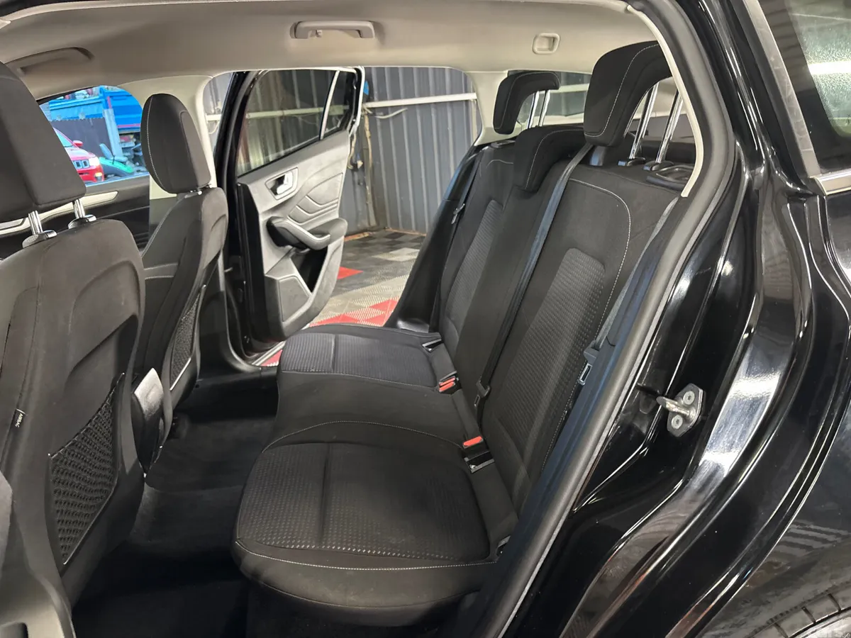 Ford Focus Estate/Jeep, Diesel, 2019, Black