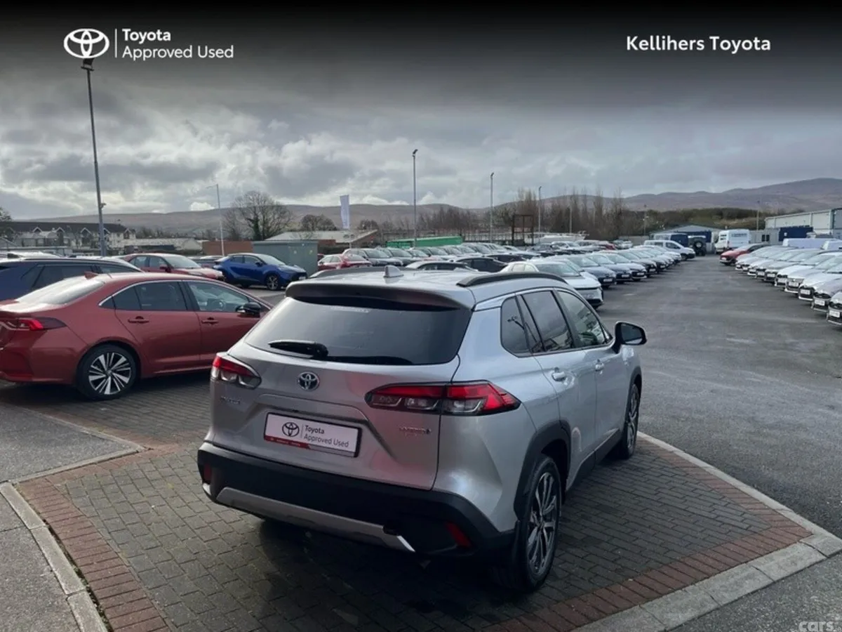Toyota Corolla Cross Hatchback, Petrol Hybrid, 2023, Silver