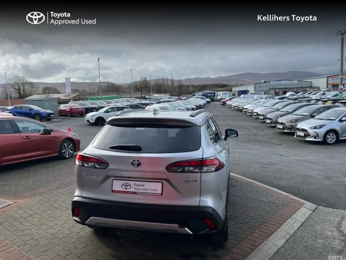 Toyota Corolla Cross Hatchback, Petrol Hybrid, 2023, Silver