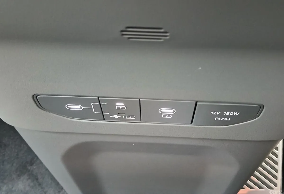 Kia EV9 SUV, Electric, 2026, Grey