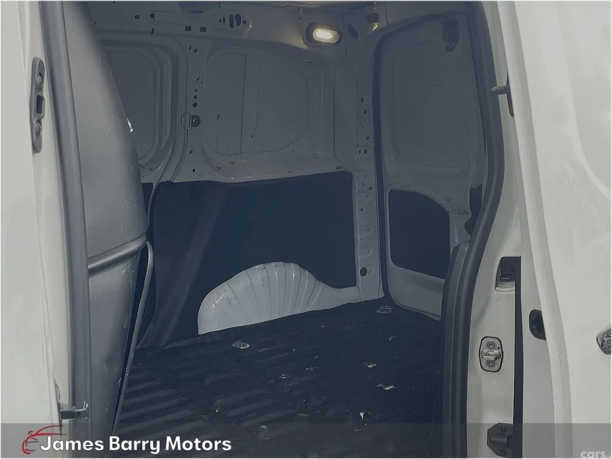 Citroen Berlingo MPV, Diesel, 2019, White