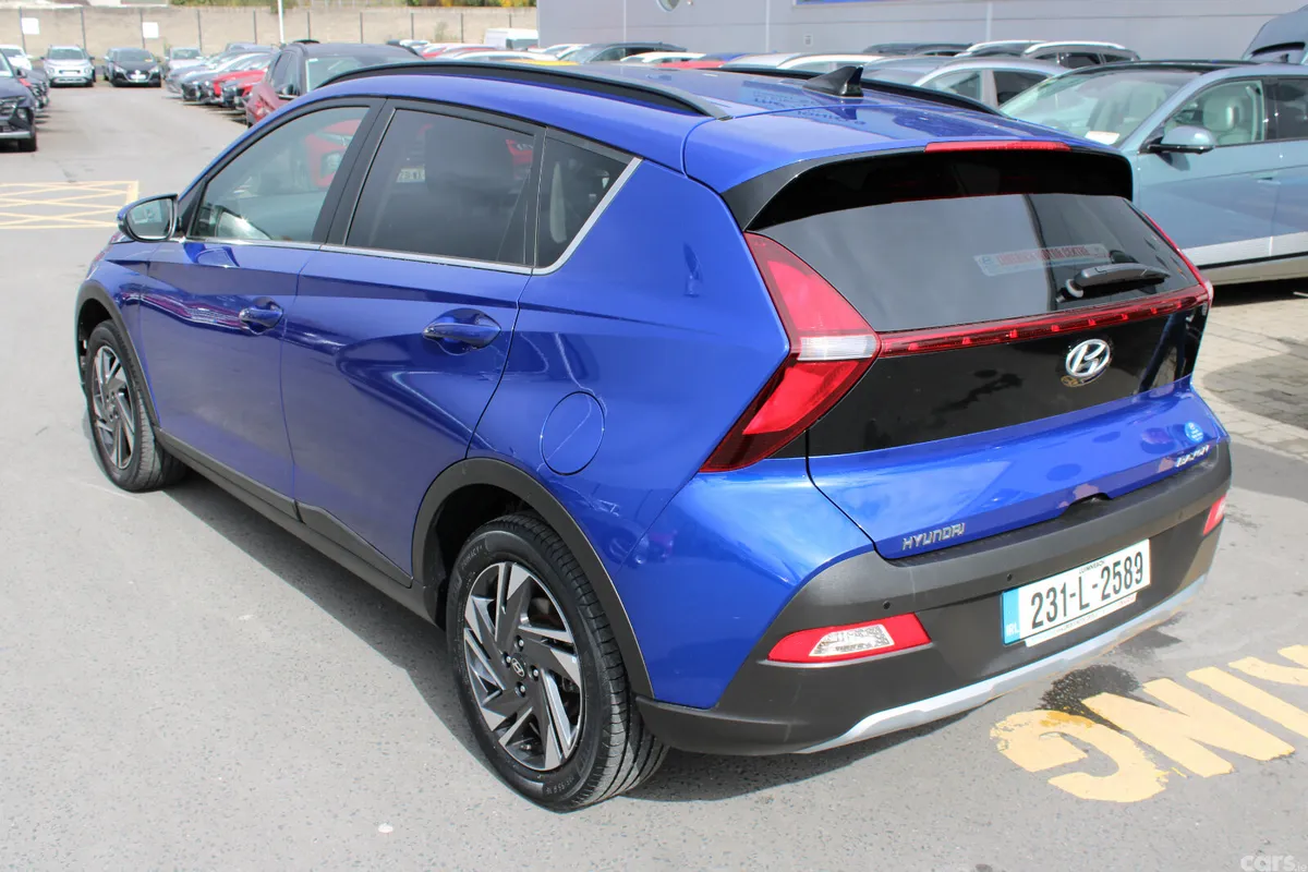 Hyundai Bayon Estate/Jeep, Petrol, 2023, Blue
