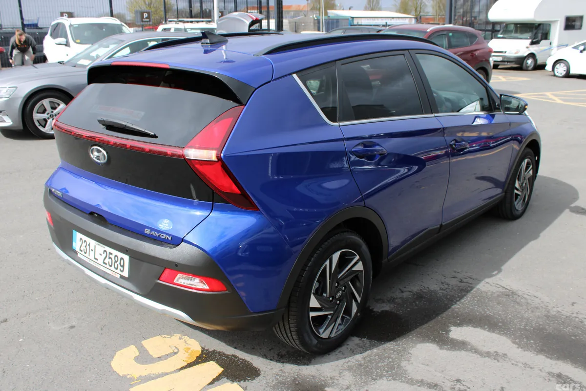 Hyundai Bayon Estate/Jeep, Petrol, 2023, Blue