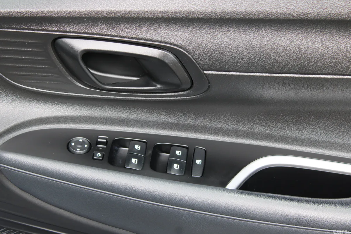 Hyundai Bayon Estate/Jeep, Petrol, 2023, Blue