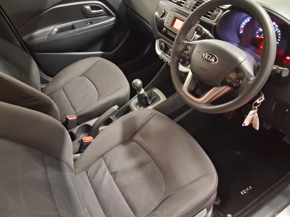 Kia Rio Hatchback, Petrol, 2016, Silver