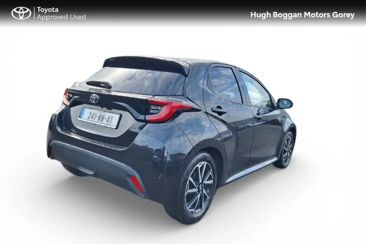 Toyota Yaris Hatchback, Petrol, 2024, Black