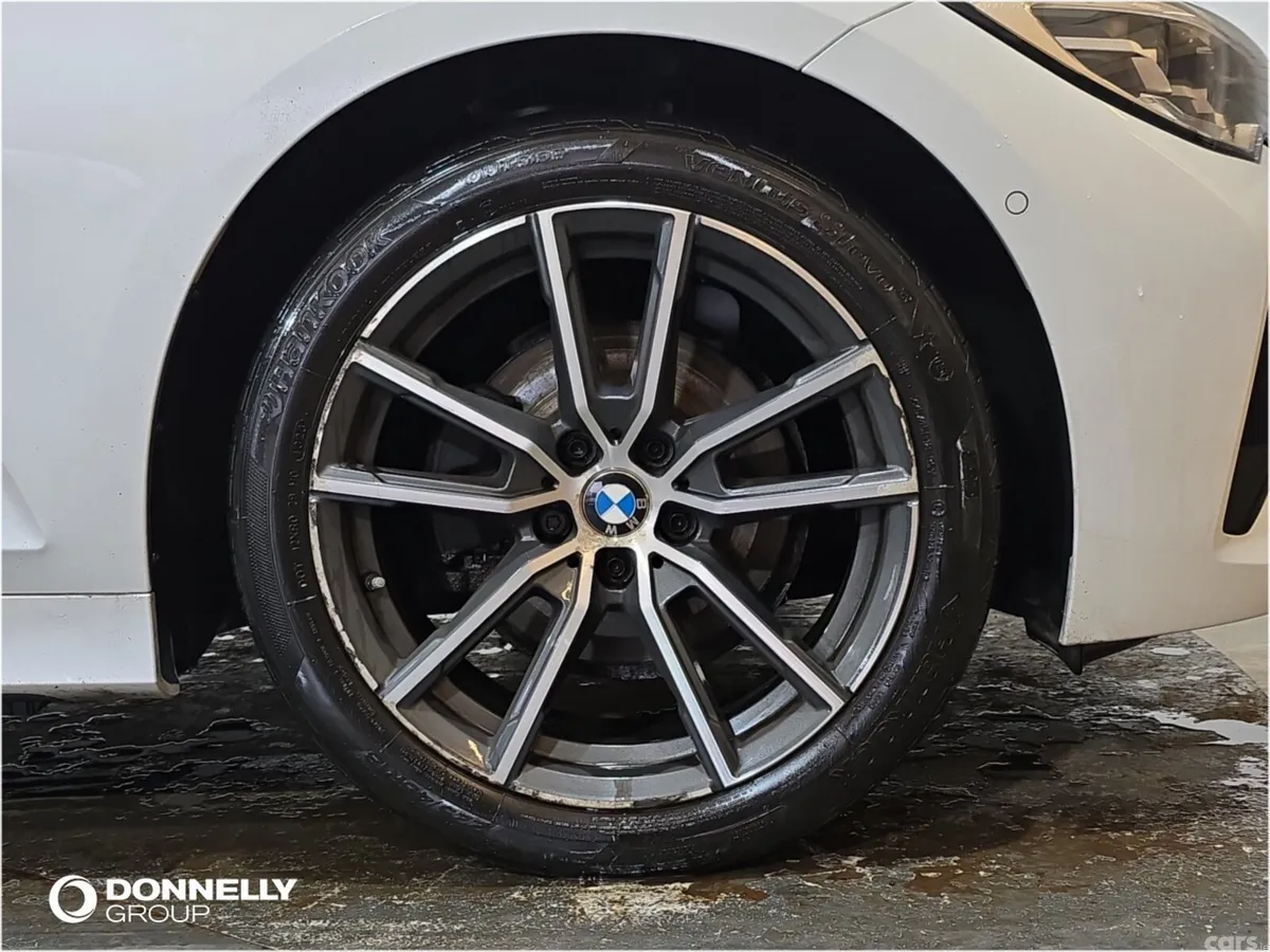 BMW 3-Series Saloon, Diesel, 2019, White