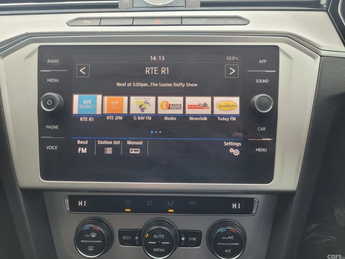 Volkswagen Passat Saloon, Diesel, 2018, Blue
