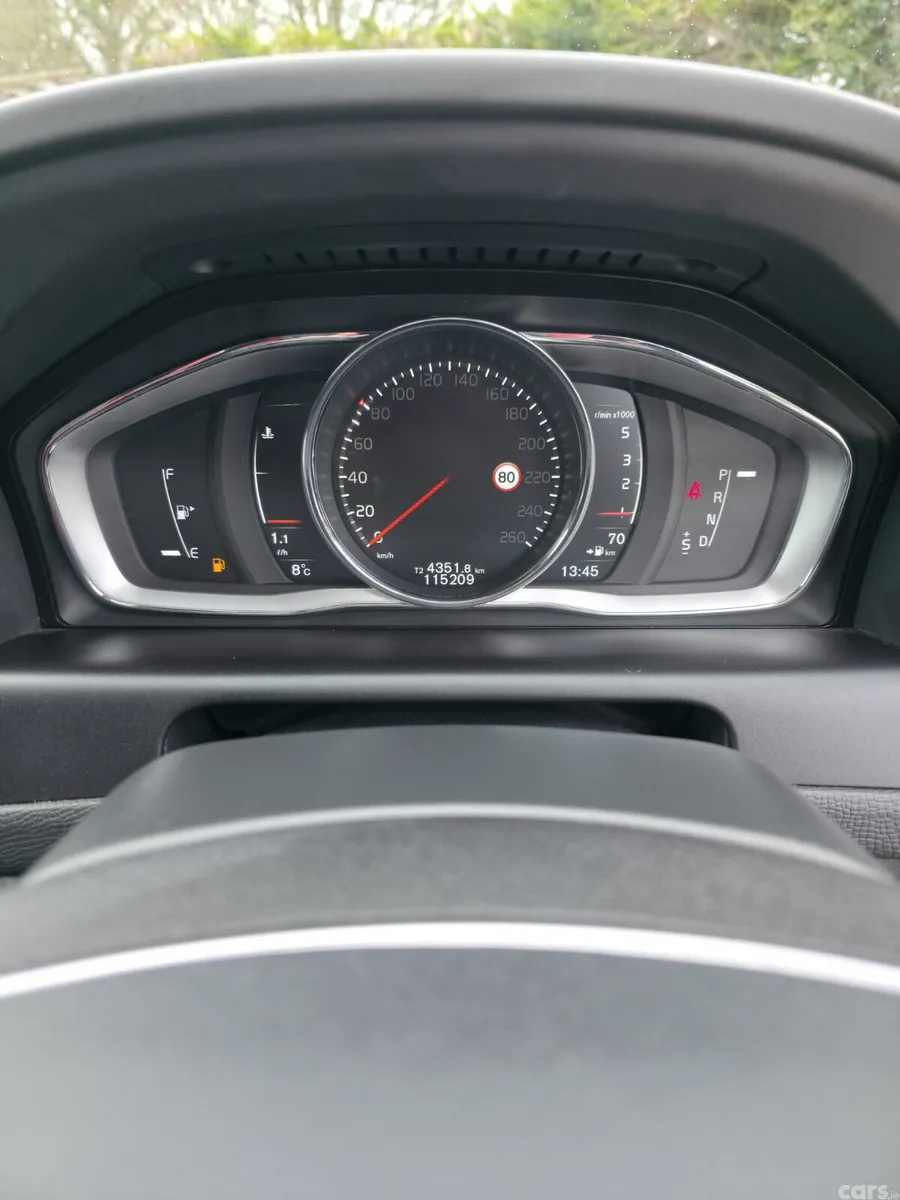 Volvo XC60 SUV, Diesel, 2017, White