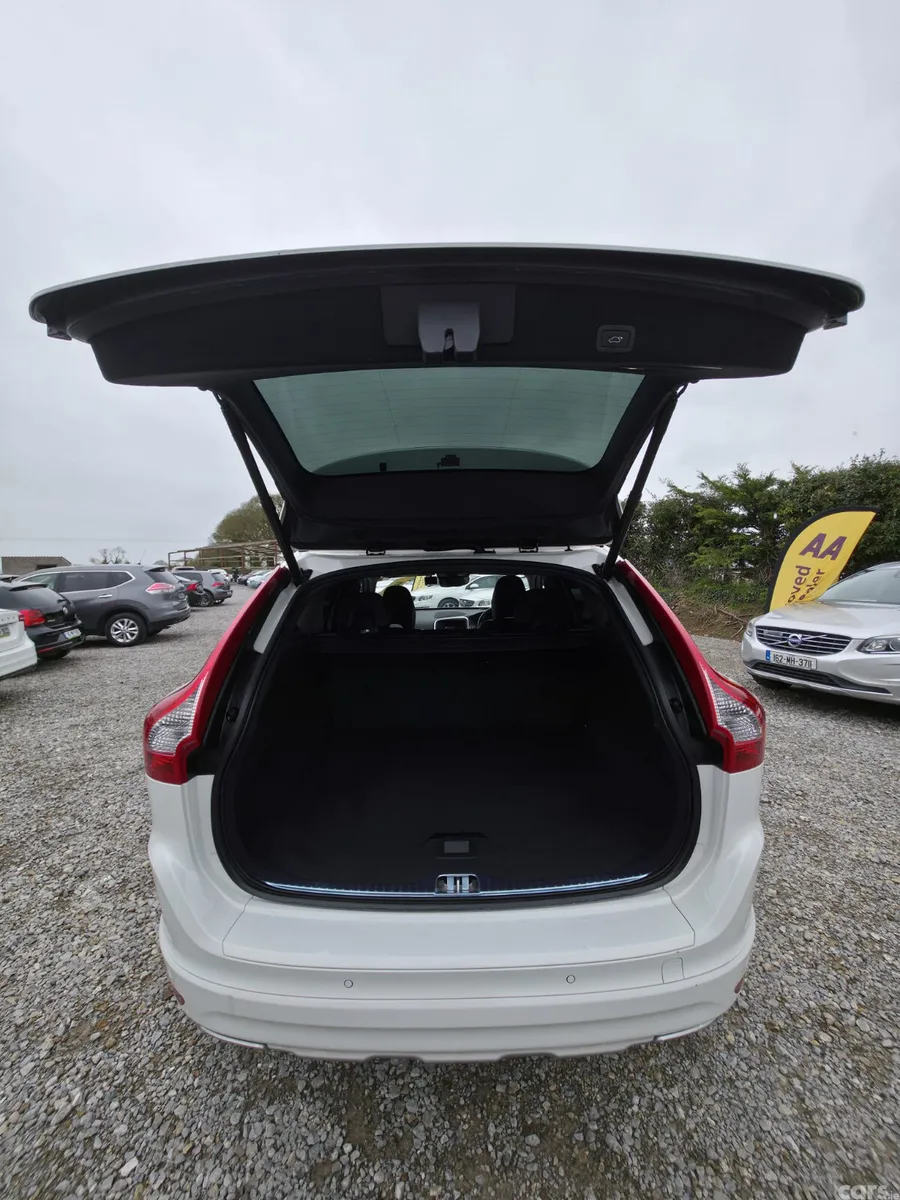 Volvo XC60 SUV, Diesel, 2017, White