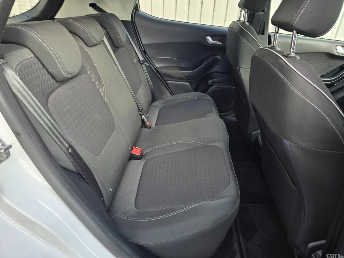 Ford Fiesta Hatchback, Petrol, 2018, White
