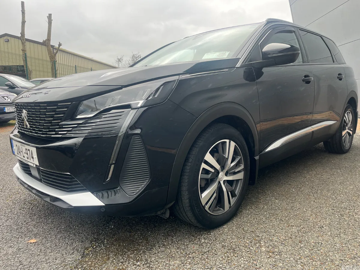 Peugeot 5008 MPV, Petrol Hybrid, 2024, Black