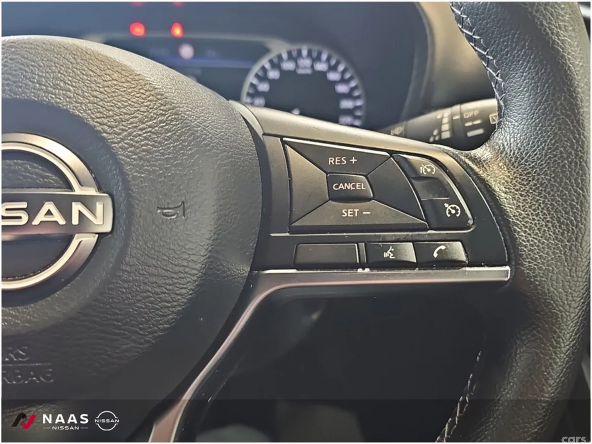 Nissan Juke MPV, Petrol, 2025, Grey