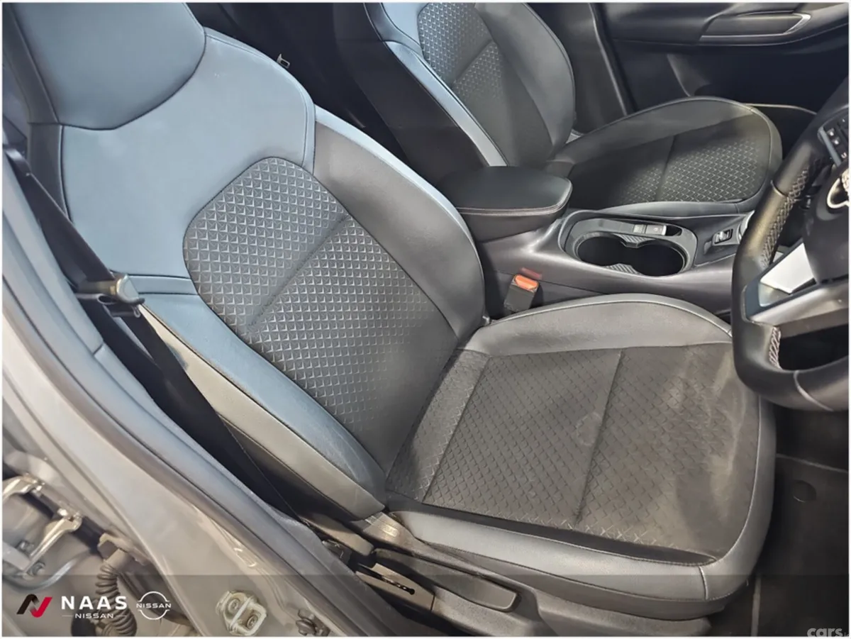Nissan Juke MPV, Petrol, 2025, Grey