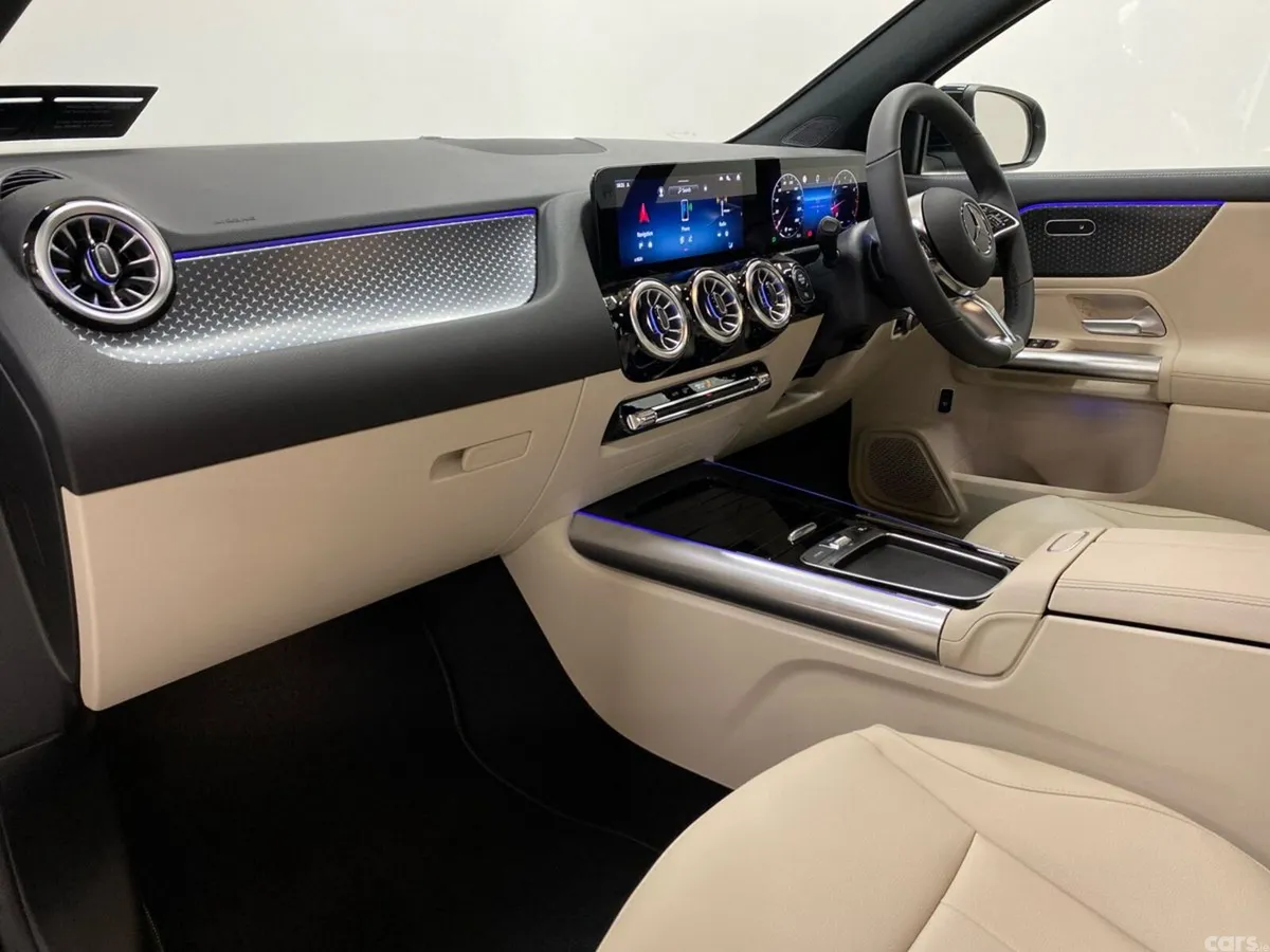 Mercedes-Benz GLA SUV, Petrol, 2026, Black